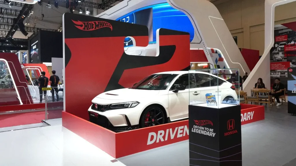 Honda Bikin Heboh dengan Civic Type R dan HR-V Edisi Mugen di GIIAS 2024!