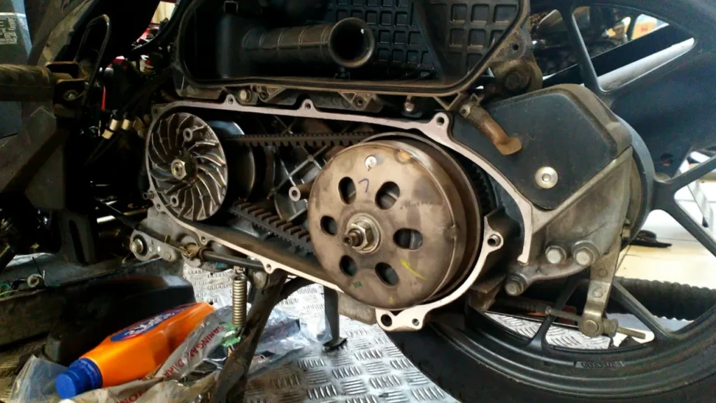 Alasan Pentingnya Bersihkan CVT pada Sepeda Motor