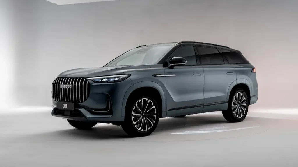 Jaecoo J8 Mobil SUV Bongsor yang Mendukung PHEV